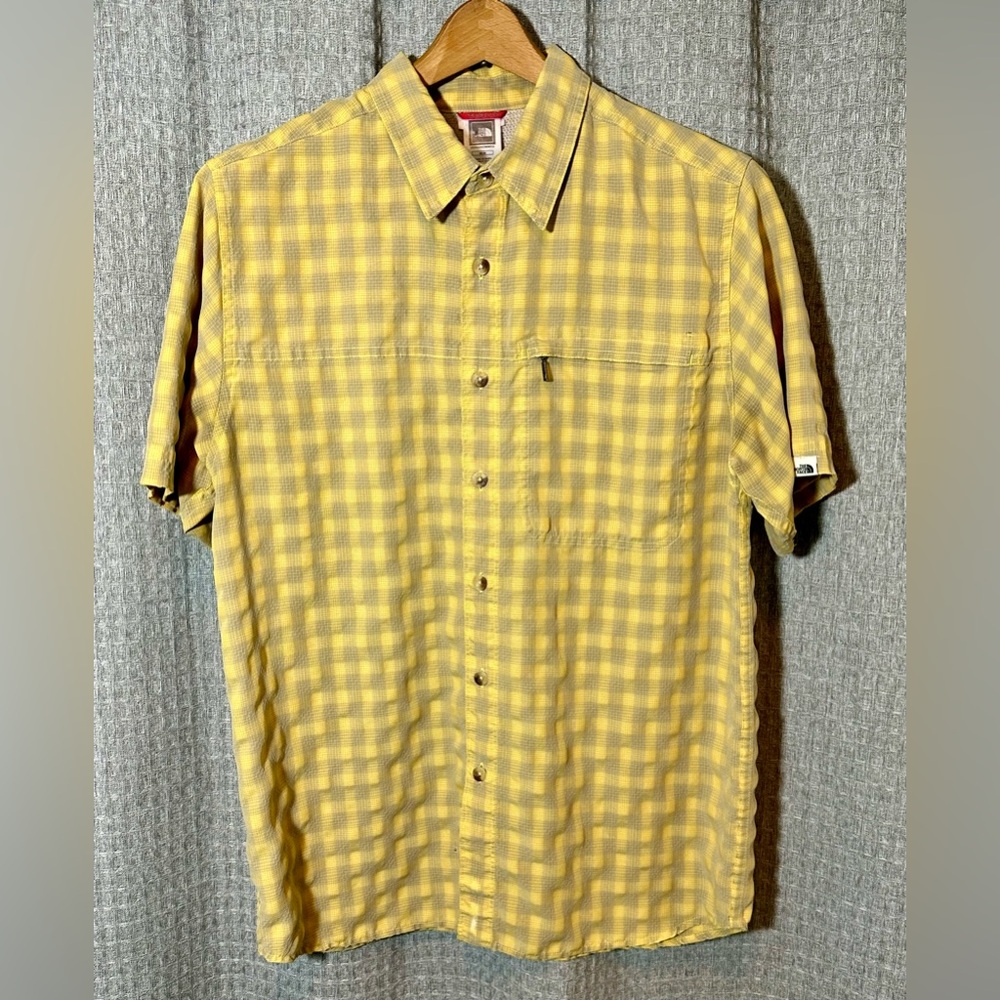 The North Face Men’s Button Up Short Sleeve Shirt Yellow Outdoor Hiking Casual